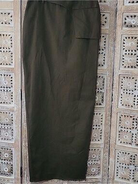 PLT LABEL Khaki Twill Panel Detail Maxi Skirt Green 8